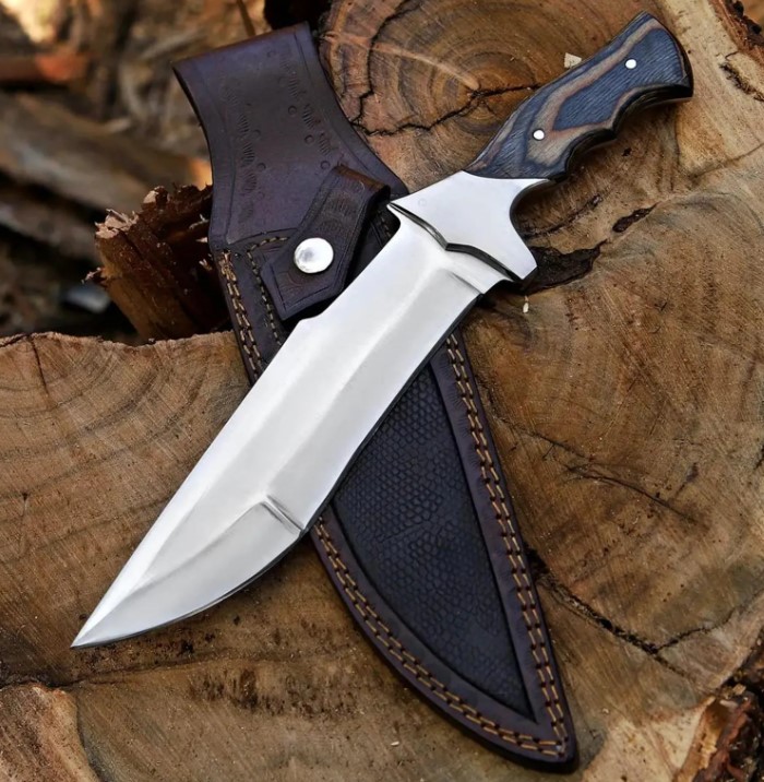 Handmade D2 Steel Hunting Knife with Pakka Wood Handle & Leather Sheath - Image 3