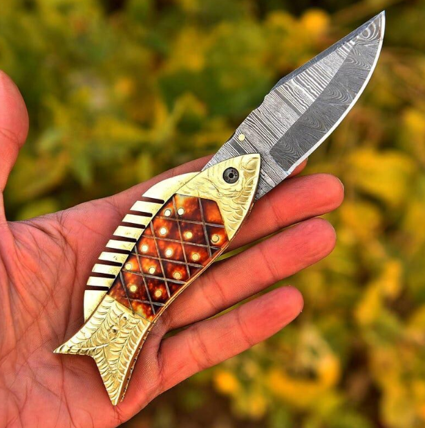 Handmade Damascus Pocket Knife Fish Folding knife Gift for men, Women on Birthday, Wedding Anniversary Gift for Husband - Image 3