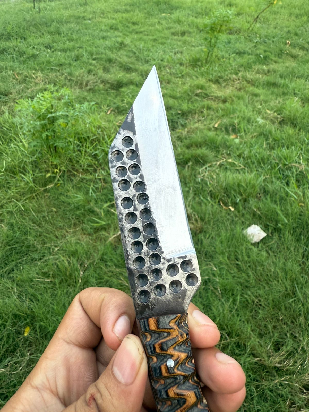 Handcrafted Custom Fixed Blade Knife with Textured Handle & Leather Sheath - Image 9