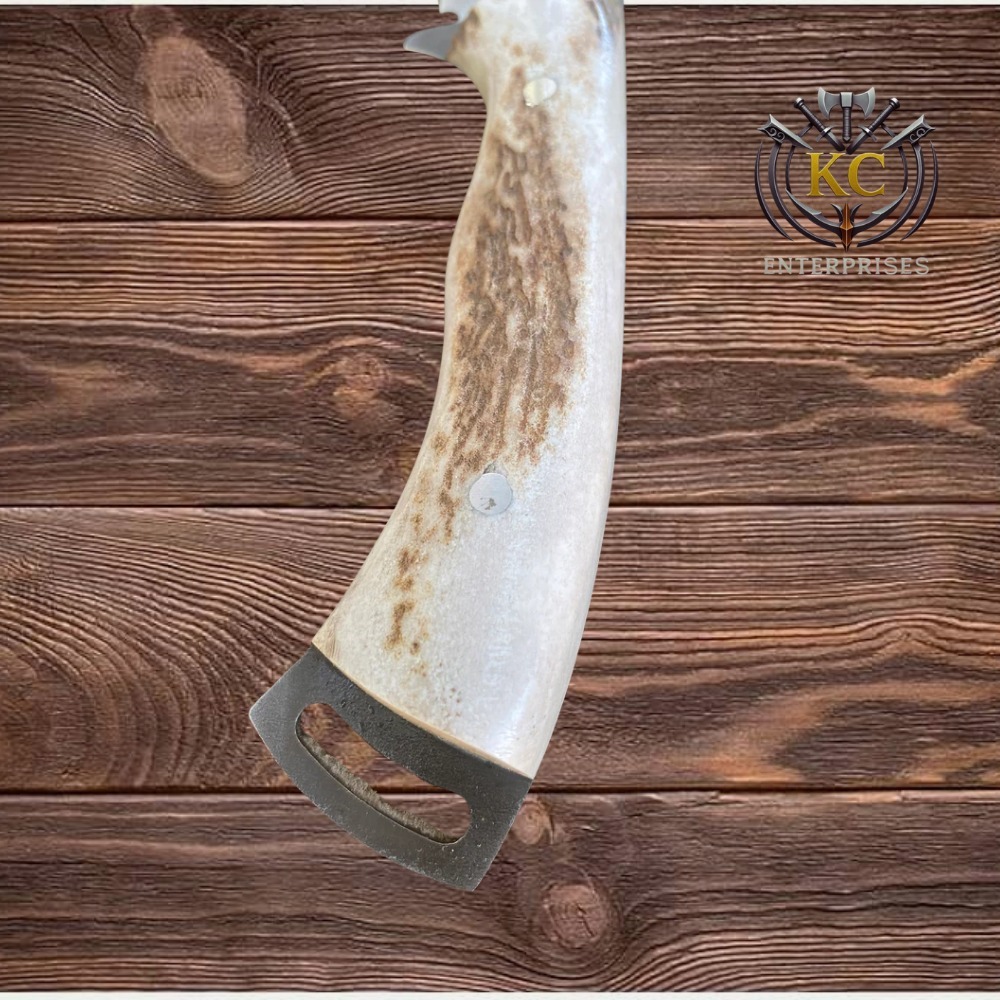 Handcrafted Hunting Knife with Stag Handle - Image 4