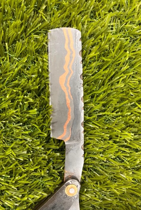 Custom Handmade Copper Damascus Steel Hunting Shaving Razor With Leather Sheath. - Image 2
