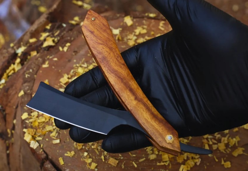 Personalized Damascus Steel Straight Razor – Luxury Shaving Blade & Groomsman Gift | Black Coated Straight Razor with Rosewood Handle - Image 2