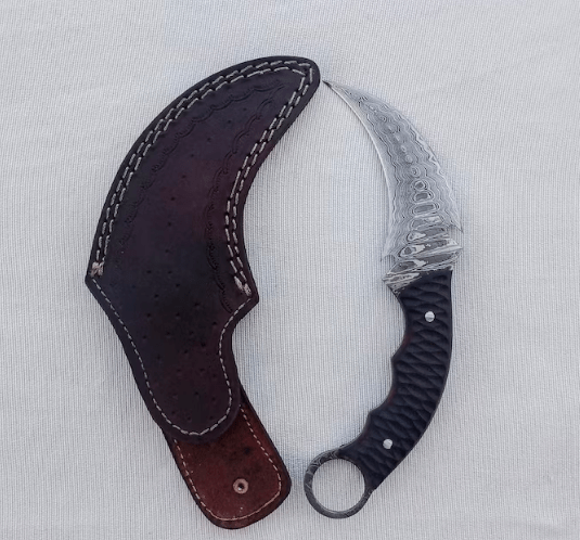 Handmade Damascus Karambit Knife: Full Tang Claw Blade, Leather Sheath - Image 3