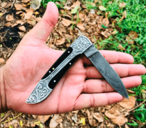 Damascus Folding Knife Handmade Damascus Steel Folding Knive Pocket Knife for Men Women Groomsmen Gift Camping Knife Gift for Him EDC Knife