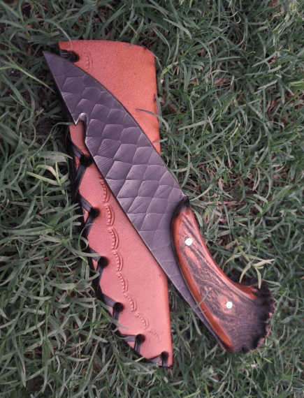 Handmade S30V Steel Guthook Hunting Knife: Deer Antler Handle, Leather Sheath - Image 4